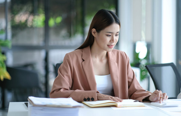 集團管控：統(tǒng)一財務(wù)管理，實現(xiàn)財務(wù)集中控制
