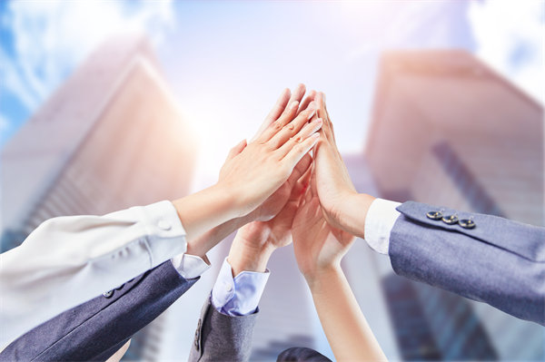立足企業(yè)實(shí)際，制定可行經(jīng)營計(jì)劃，確保企業(yè)穩(wěn)健前行