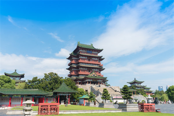 企業(yè)如何借助南昌戰(zhàn)略咨詢(xún)公司把握市場(chǎng)機(jī)遇與趨勢(shì)？