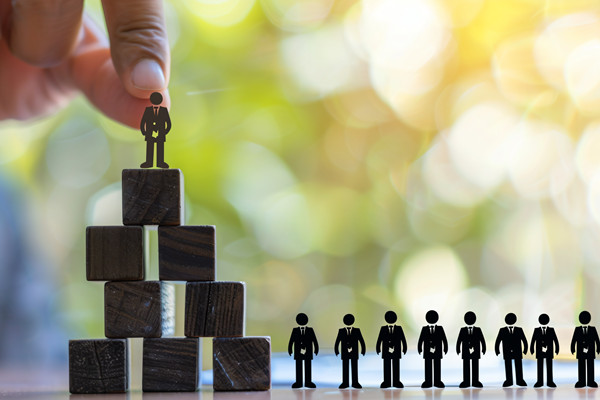 重慶人力資源管理咨詢公司推薦，能破解技能人才斷層難題么？